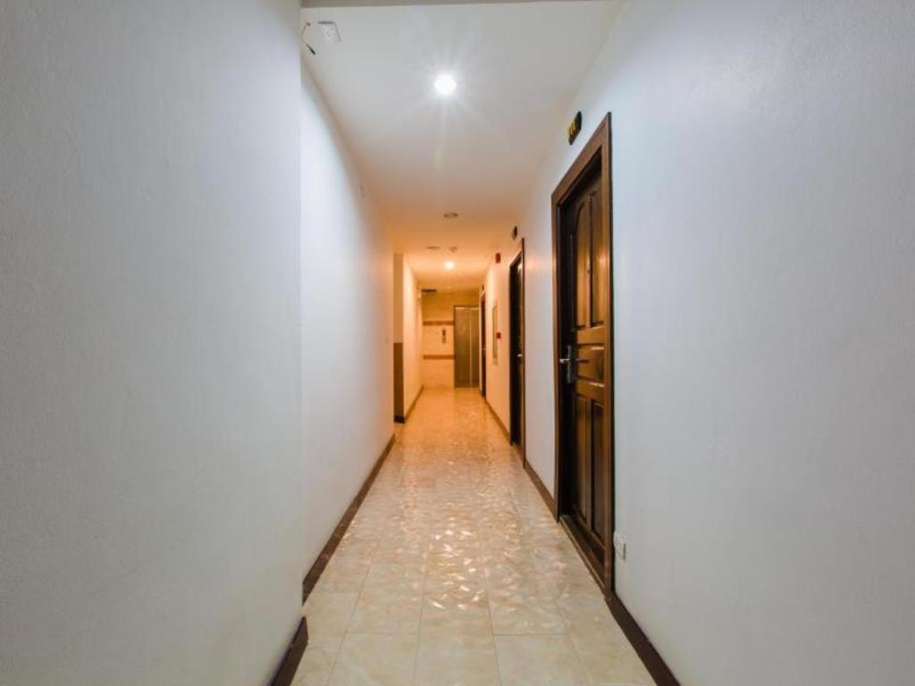 מלון Patong Azure Bangla Phuket מראה חיצוני תמונה