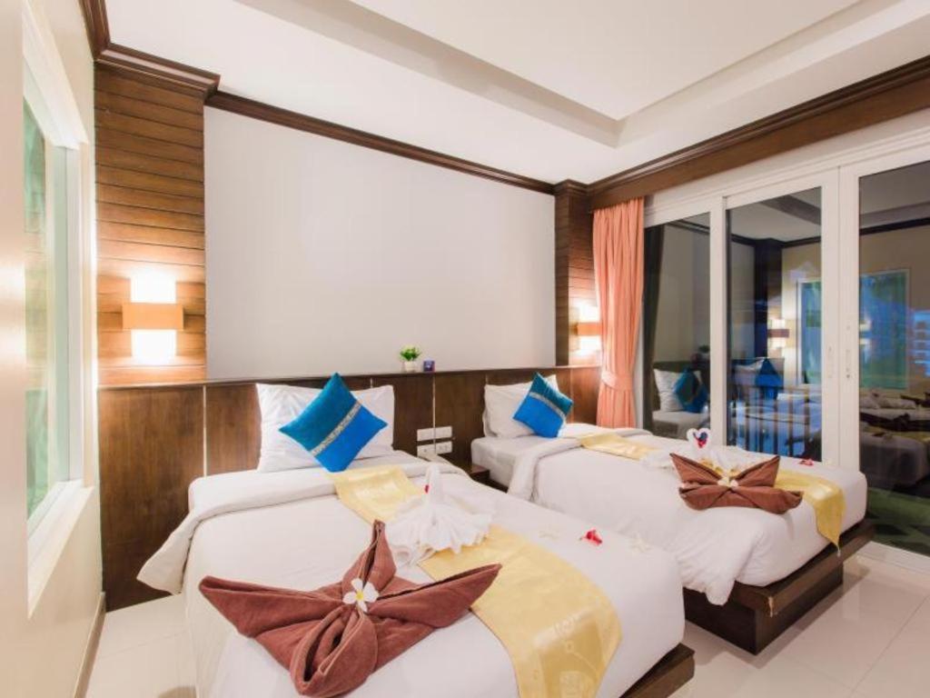 מלון Patong Azure Bangla Phuket מראה חיצוני תמונה