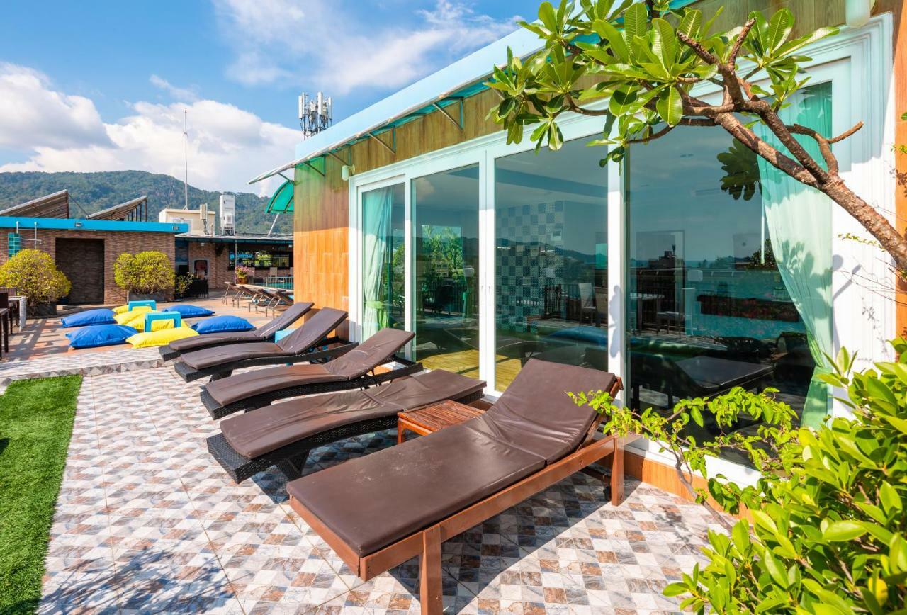 מלון Patong Azure Bangla Phuket מראה חיצוני תמונה